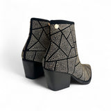 Xti 14467 Black & Gold Stud.