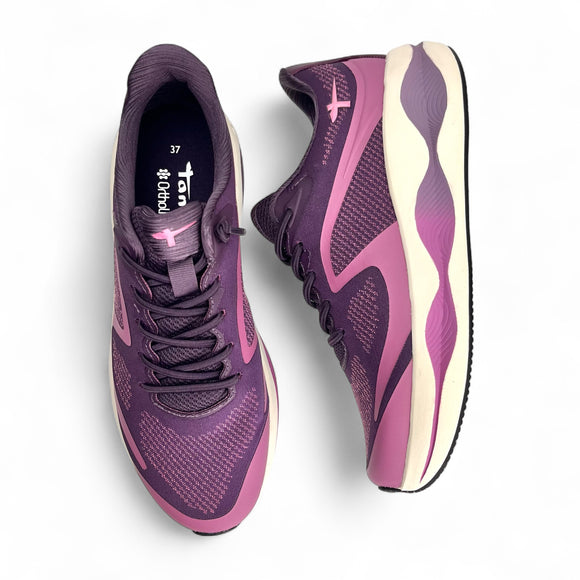 Ladies Trainers 25