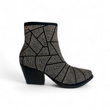 Xti 14467 Black & Gold Stud.